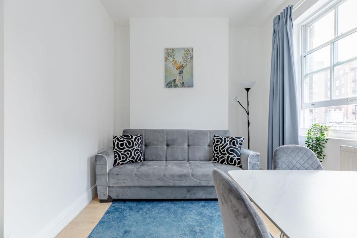 Charming & Spacious 3br 2br House In Paddington! London