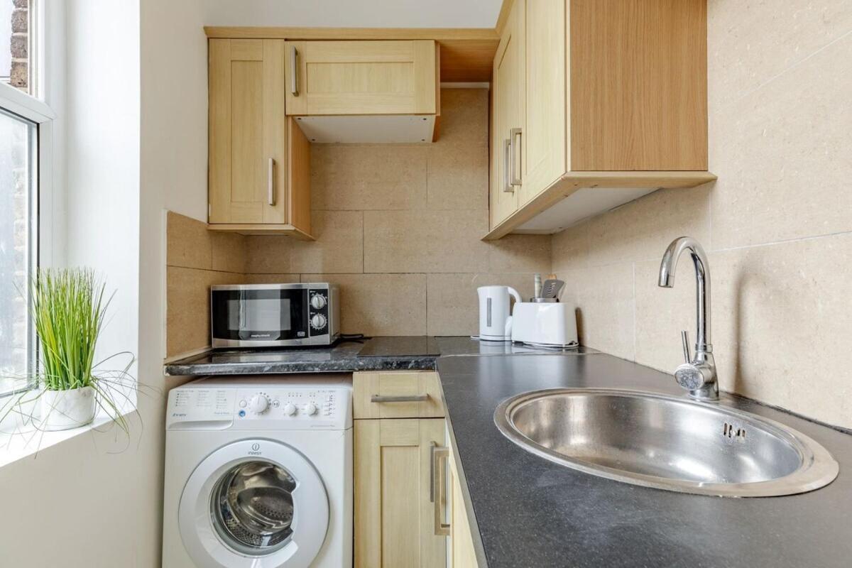 Apartment Charming & Spacious 3br 2br House In Paddington!