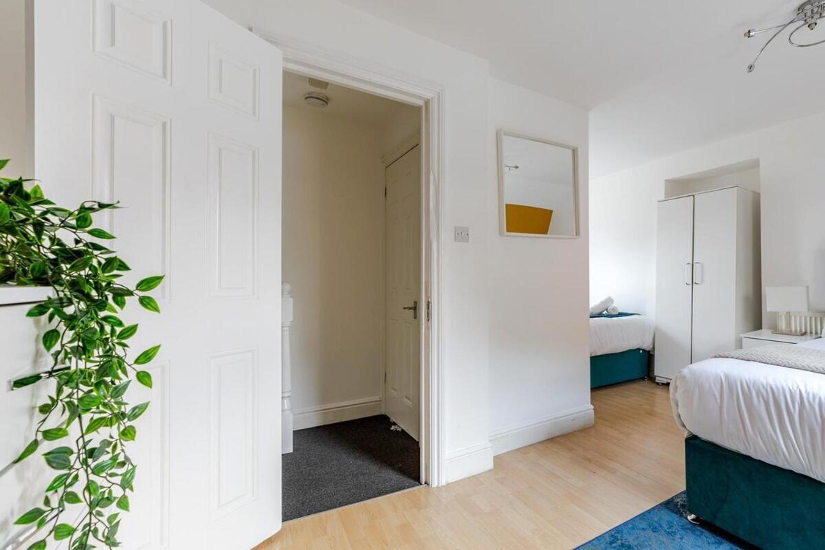 Charming & Spacious 3br 2br House In Paddington! Apartment *