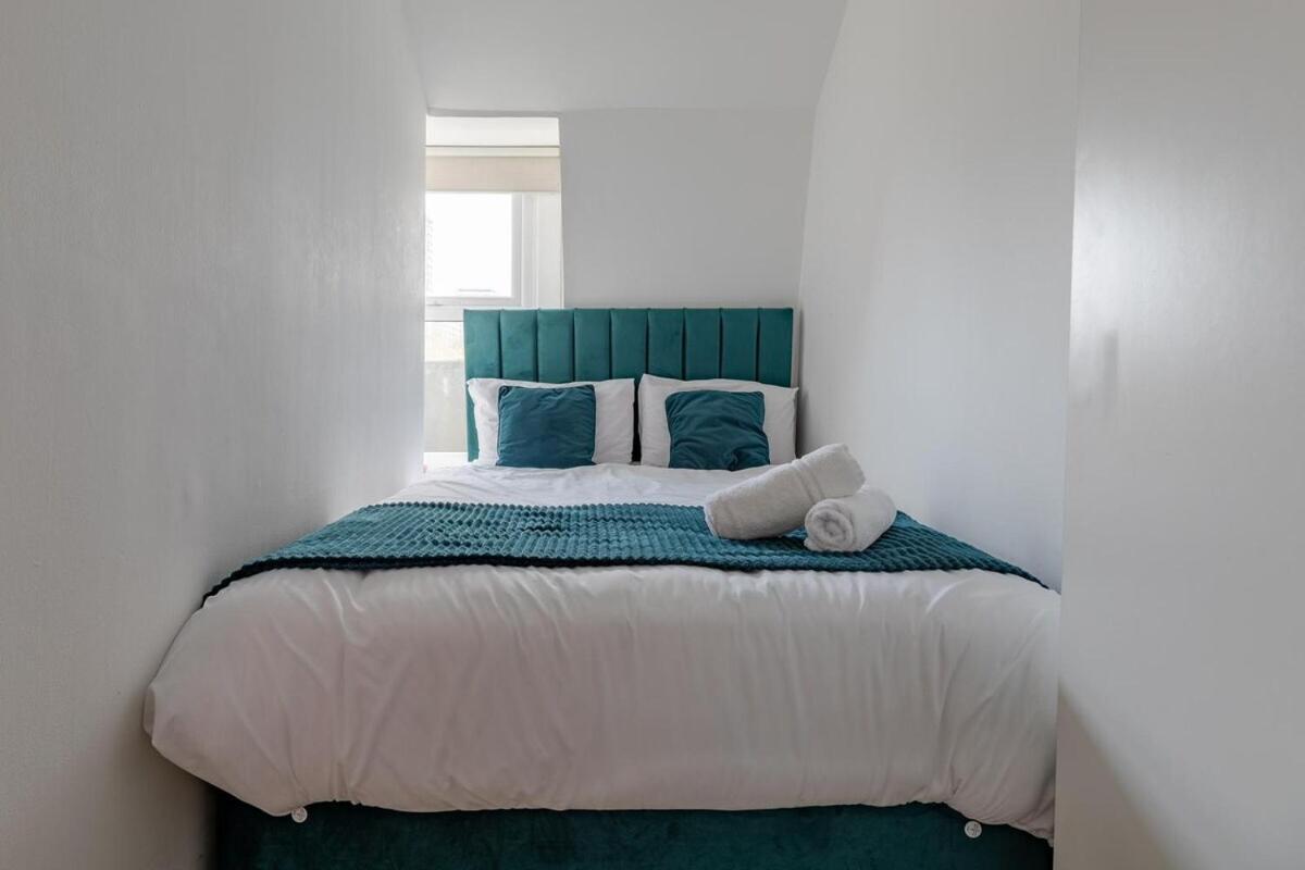 Charming & Spacious 3br 2br House In Paddington! London